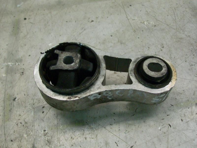 Recambio de soporte cambio para opel vivaro furgón 2.7t corto referencia OEM IAM   