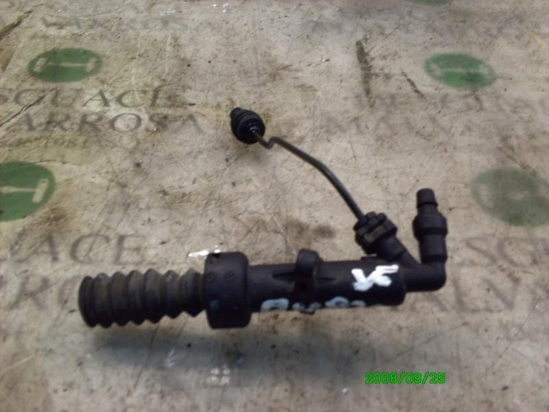 Recambio de bombin embrague para citroën xsara picasso 1.6 hdi 90 exclusive plus referencia OEM IAM   