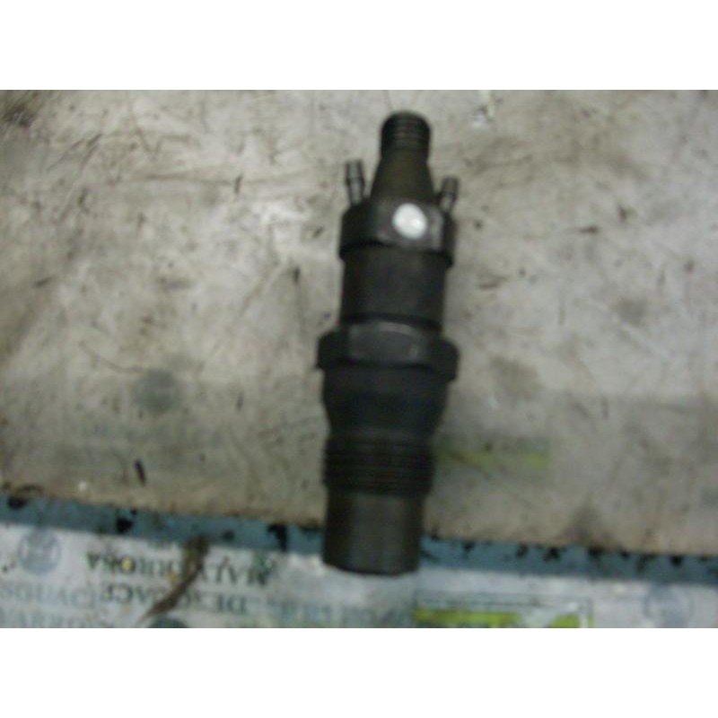 Recambio de inyector para fiat punto berl. (176) 1.7 turbodiesel referencia OEM IAM   