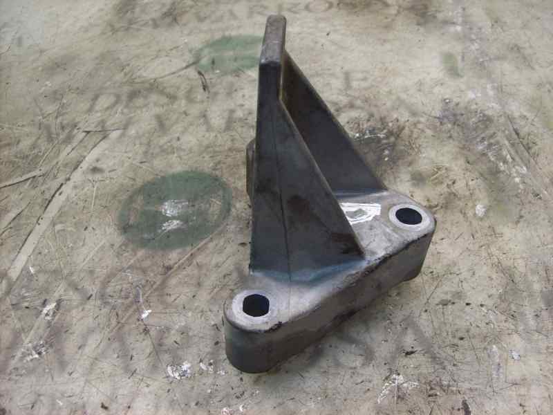Recambio de soporte motor delantero para chrysler 300 m (lr) 2.7 cat referencia OEM IAM   