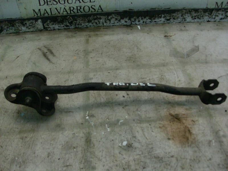 Recambio de brazo suspension inferior trasero derecho para hyundai matrix (fc) 1.6 gls referencia OEM IAM 5510117000  