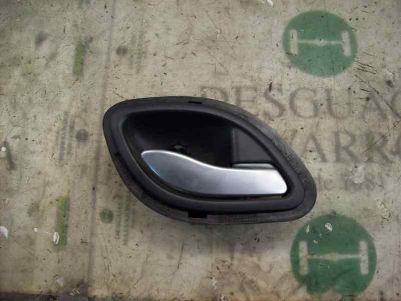 Recambio de maneta interior trasera derecha para renault laguna ii grandtour (kg0) referencia OEM IAM   
