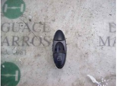 Recambio de mando elevalunas delantero derecho para mercedes-benz clase c (w203) familiar 1.8 cat referencia OEM IAM   