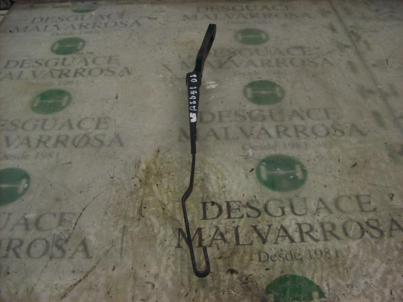 Recambio de brazo limpia delantero izquierdo para volkswagen polo berlina (6n2) trendline referencia OEM IAM   