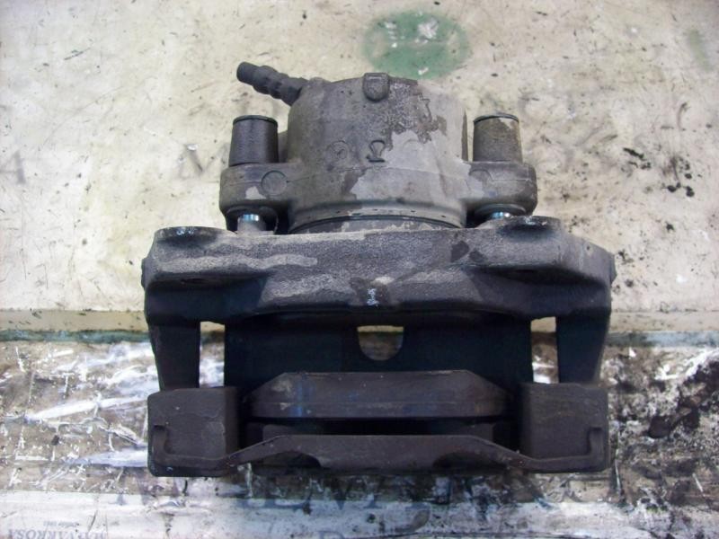 Recambio de pinza freno delantera derecha para bmw serie 5 berlina (e39) 523i referencia OEM IAM 34111163386  
