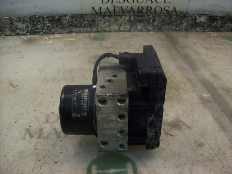 Recambio de abs para volkswagen golf iv berlina (1j1) 1.6 referencia OEM IAM   