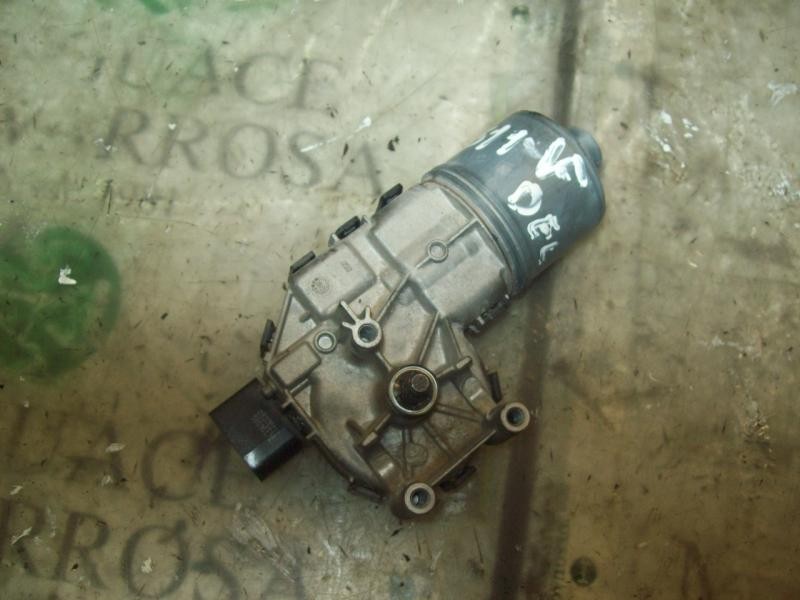 Recambio de motor limpia delantero para mazda 3 berlina (bk) 1.6 crdt active referencia OEM IAM   