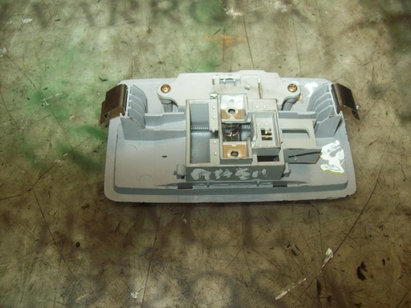 Recambio de piloto interior para mazda 3 berlina (bk) 1.6 crdt active referencia OEM IAM   