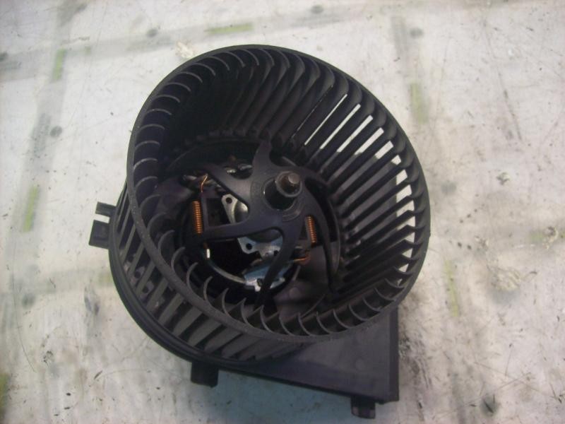 Recambio de motor calefaccion para volkswagen polo berlina (6n2) trendline referencia OEM IAM   