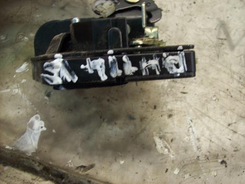 Recambio de cerradura puerta lateral derecha para kia pregio ii (tb) (2004 =>) basis referencia OEM IAM   