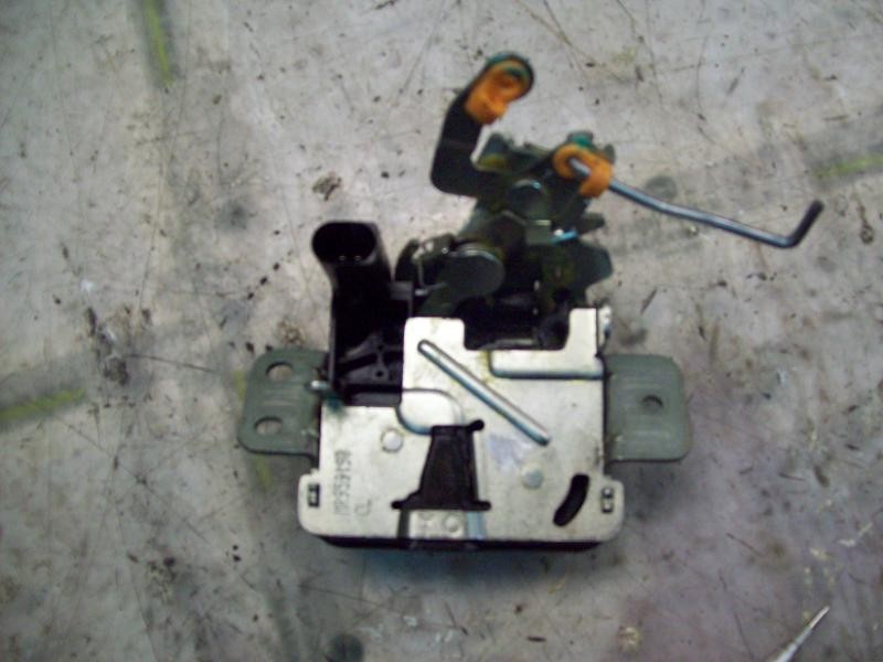 Recambio de cerradura maletero / porton para mitsubishi colt berlina 3 (cz) 1.1 invite referencia OEM IAM   