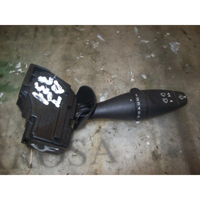 Recambio de mando limpia para ford fiesta (cbk) ghia referencia OEM IAM   