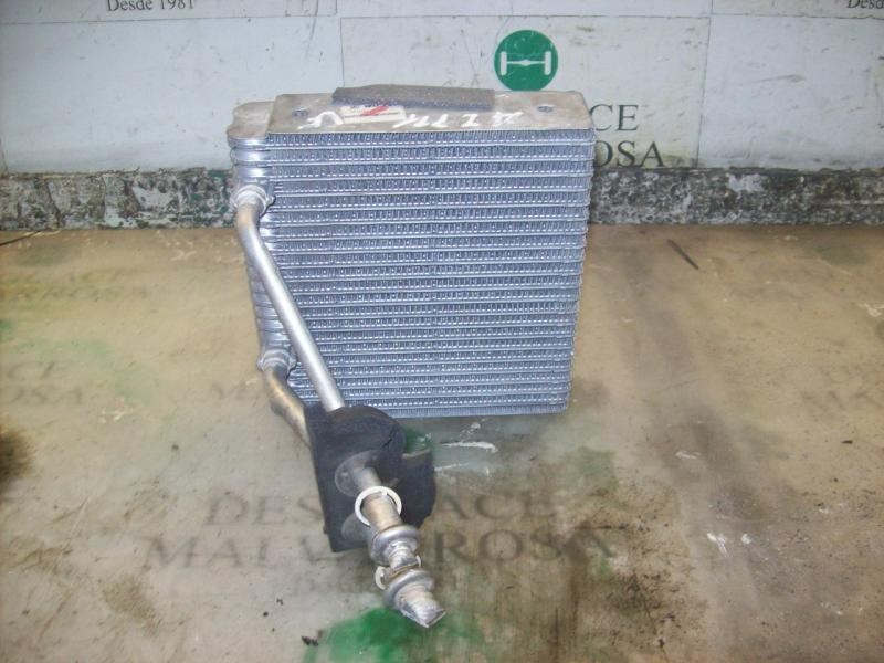 Recambio de evaporador aire acondicionado para ford fiesta (cbk) ghia referencia OEM IAM   