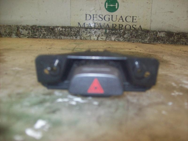 Recambio de warning para ford fiesta (cbk) ghia referencia OEM IAM   