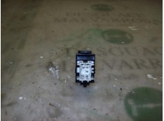 Recambio de mando elevalunas trasero derecho para toyota avensis monovolumen (t22) 2.0 sol referencia OEM IAM 8481005040   2