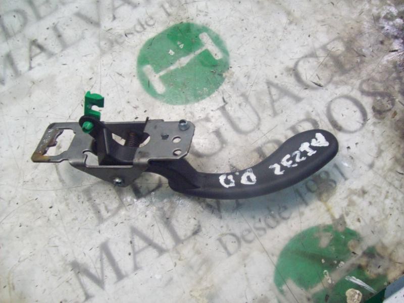 Recambio de maneta interior delantera derecha para chevrolet camaro coupe piel referencia OEM IAM   