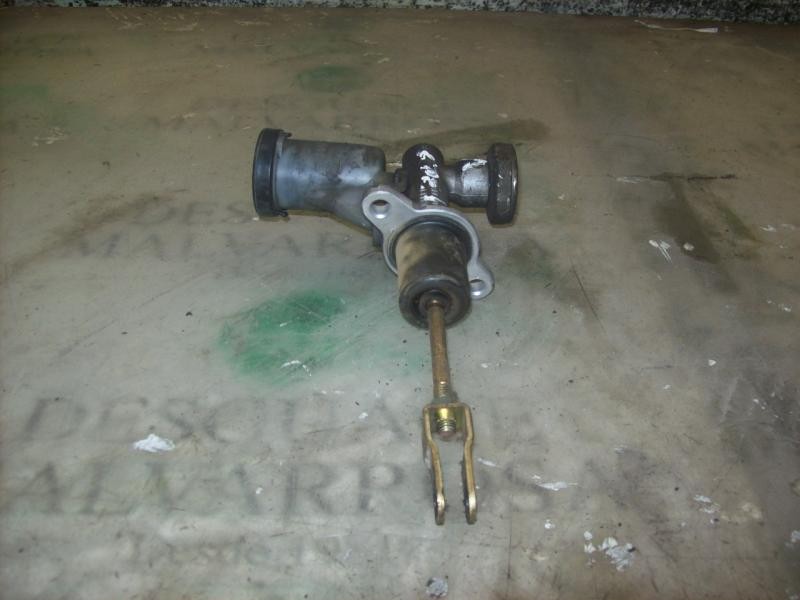 Recambio de bombin embrague para nissan pick-up (d22) td doble cabina 4x4 referencia OEM IAM   