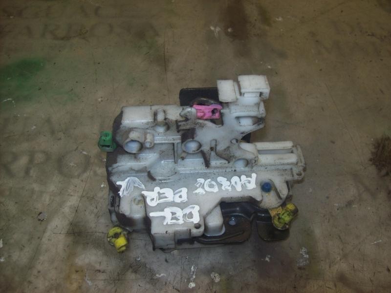 Recambio de cerradura puerta delantera derecha para nissan pick-up (d22) td doble cabina 4x4 referencia OEM IAM   