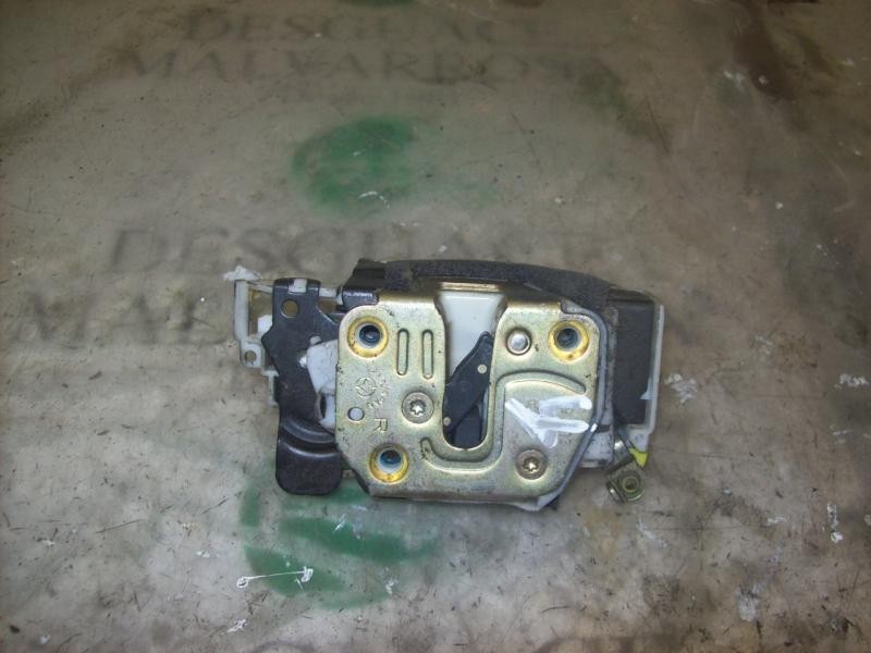 Recambio de cerradura puerta trasera derecha para nissan pick-up (d22) td doble cabina 4x4 referencia OEM IAM   