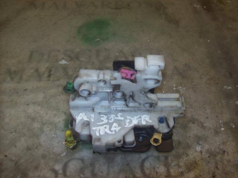 Recambio de cerradura puerta trasera derecha para nissan pick-up (d22) td doble cabina 4x4 referencia OEM IAM   