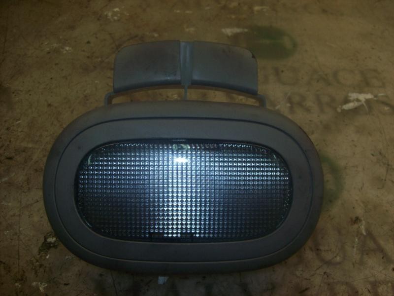 Recambio de piloto interior para renault clio ii fase ii (b/cb0) authentique referencia OEM IAM   