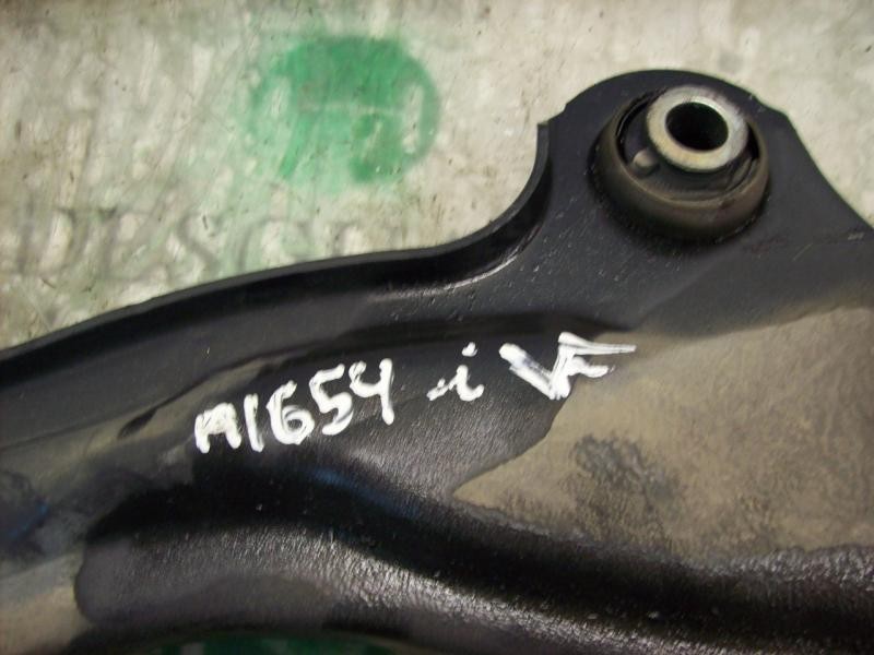 Recambio de brazo suspension inferior delantero izquierdo para renault laguna ii (bg0) dynamique referencia OEM IAM   