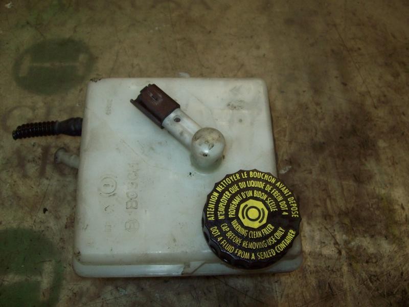 Recambio de deposito servo para citroën xsara picasso 2.0 hdi 90 sx top referencia OEM IAM   