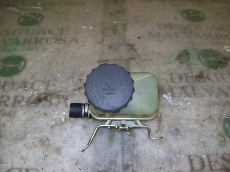 Recambio de deposito servo para toyota avensis monovolumen (t22) 2.0 sol referencia OEM IAM 4436020150  