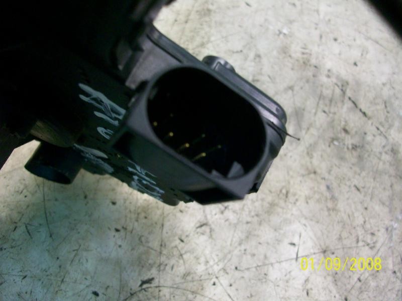 Recambio de cerradura puerta trasera derecha para bmw serie 3 berlina (e46) 320i referencia OEM IAM   