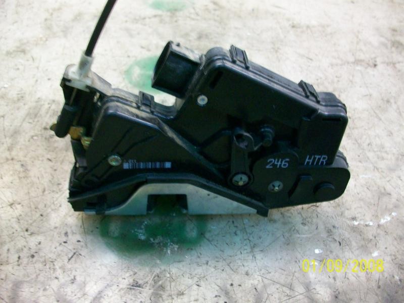 Recambio de cerradura puerta trasera derecha para bmw serie 3 berlina (e46) 320i referencia OEM IAM   