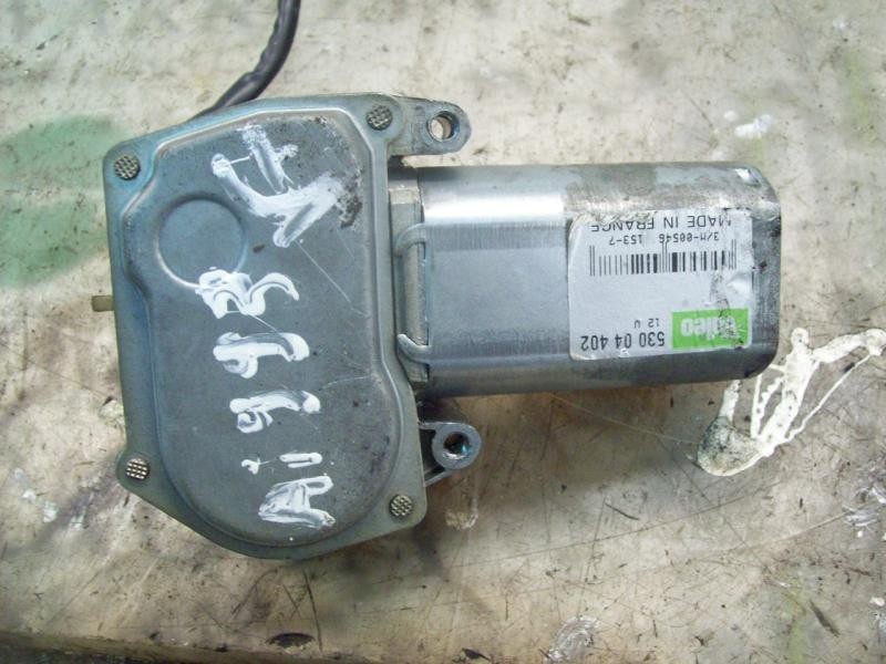Recambio de motor limpia trasero para peugeot 205 berlina 1.8 diesel referencia OEM IAM   