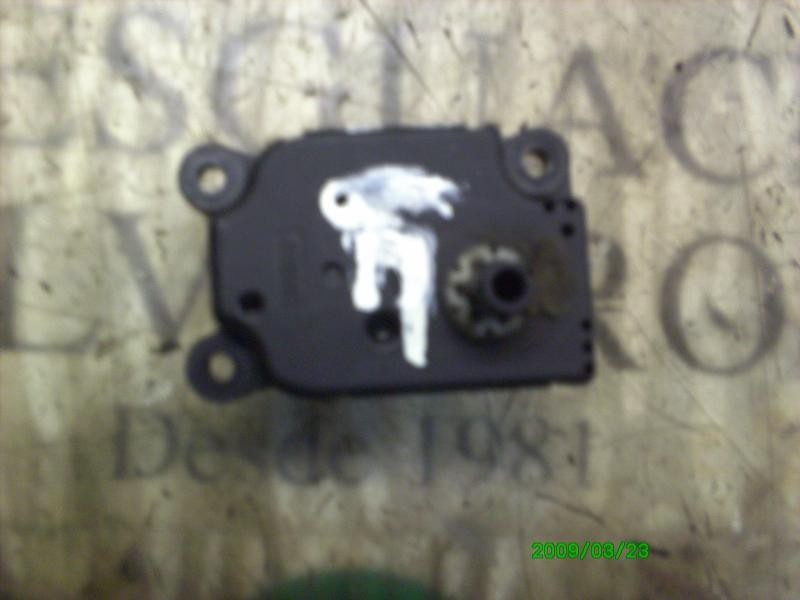Recambio de motor apertura trampillas climatizador para ford focus berlina (cak) st 170 referencia OEM IAM   