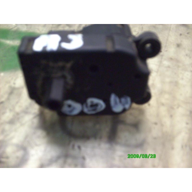 Recambio de motor apertura trampillas climatizador para ford focus berlina (cak) st 170 referencia OEM IAM   