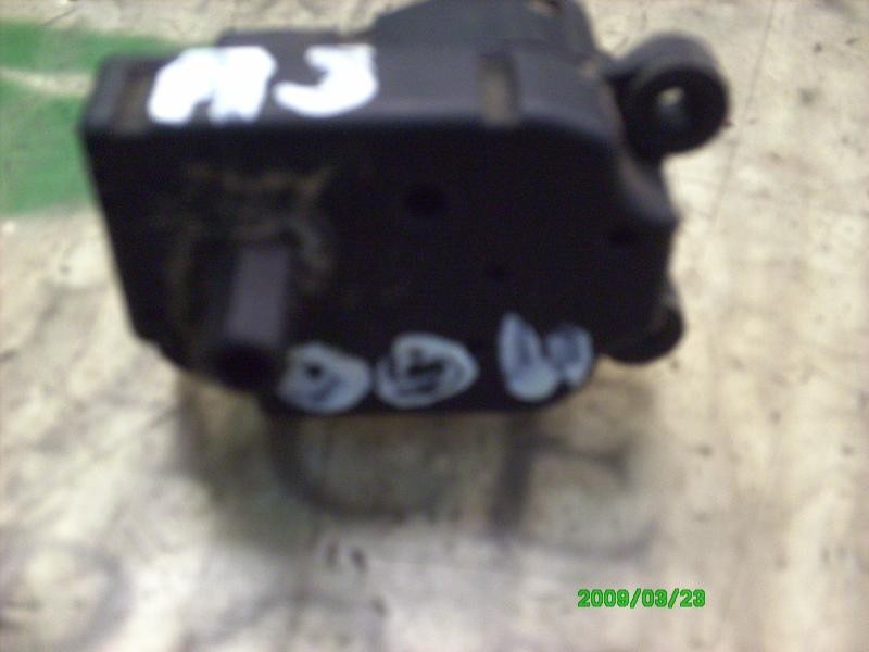 Recambio de motor apertura trampillas climatizador para ford focus berlina (cak) st 170 referencia OEM IAM   