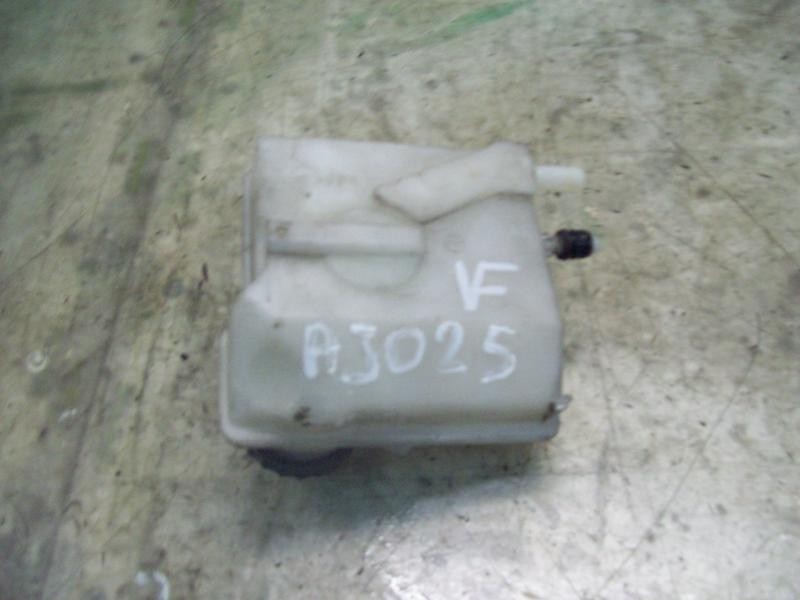 Recambio de deposito servo para citroën xsara picasso 2.0 hdi exclusive referencia OEM IAM   