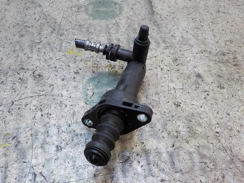 Recambio de bombin embrague para seat ibiza (kj1) style referencia OEM IAM 5Q0721261K  