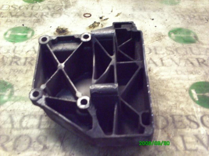 Recambio de soporte motor delantero para bmw serie 5 berlina (e39) 523i referencia OEM IAM 64551740723  