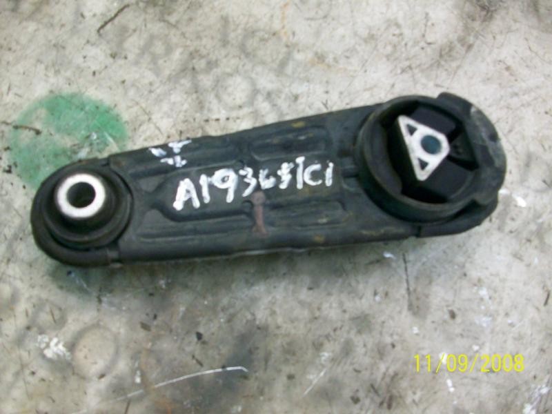 Recambio de soporte cambio para renault megane ii coupe/cabrio confort authentique referencia OEM IAM   