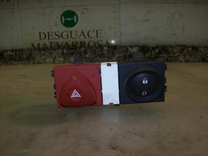 Recambio de warning para renault megane ii coupe/cabrio confort authentique referencia OEM IAM   