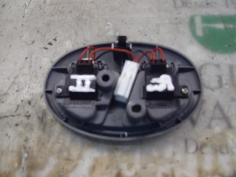 Recambio de piloto interior para chevrolet lacetti cdx referencia OEM IAM   