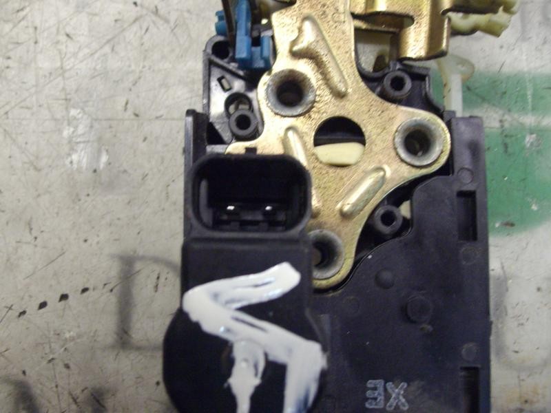 Recambio de cerradura puerta delantera derecha para chevrolet lacetti cdx referencia OEM IAM   