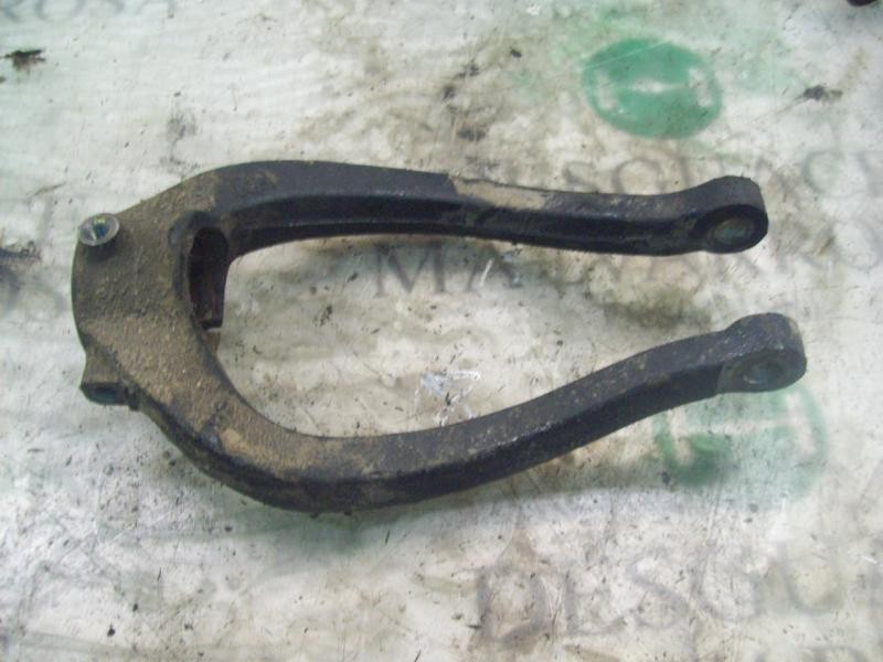Recambio de soporte brazo suspension delantero derecho para hyundai sonata (y4) 2.5i v6 gls referencia OEM IAM   