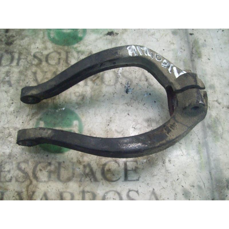 Recambio de soporte brazo suspension delantero izquierdo para hyundai sonata (y4) 2.5i v6 gls referencia OEM IAM   