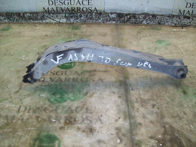 Recambio de brazo suspension superior trasero derecho para opel vectra b berlina 2.0 dti referencia OEM IAM   