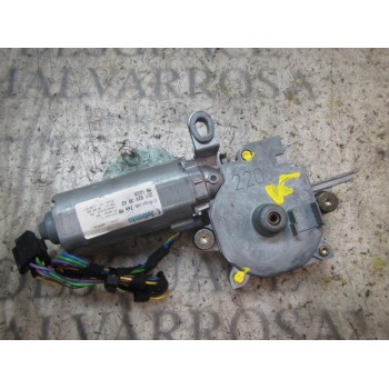 MOTOR TECHO ELECTRICO A2208203842 A2208203842 0390200005