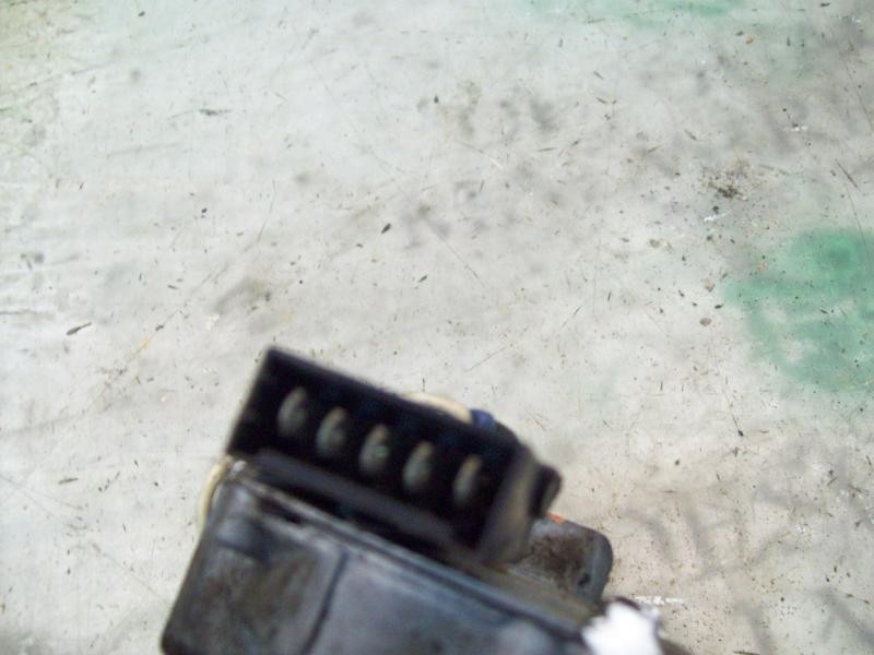 Recambio de motor limpia delantero para renault rapid/express (f40) 1.6 diesel referencia OEM IAM   