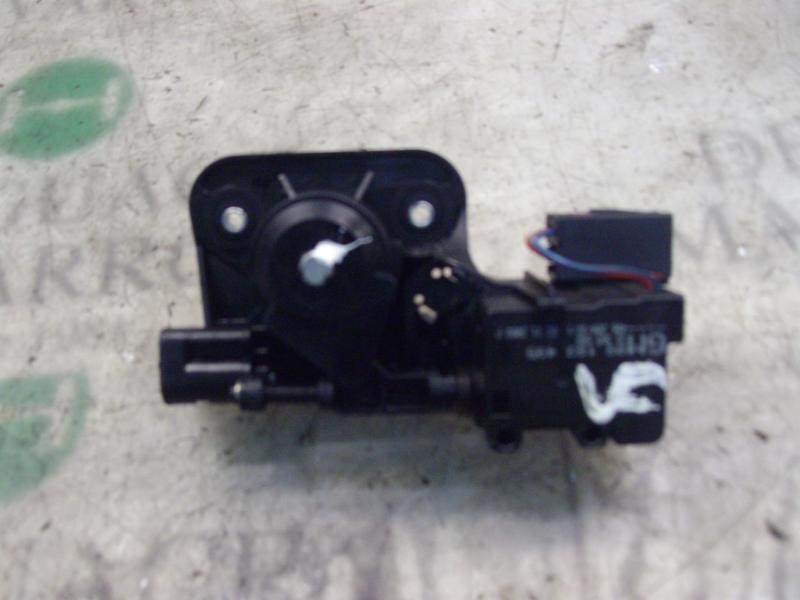 Recambio de maneta porton para opel corsa c enjoy referencia OEM IAM   