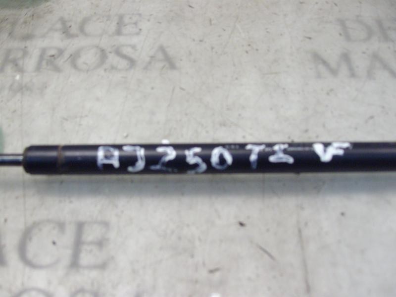 Recambio de amortiguadores maletero / porton para chevrolet lacetti cdx referencia OEM IAM   