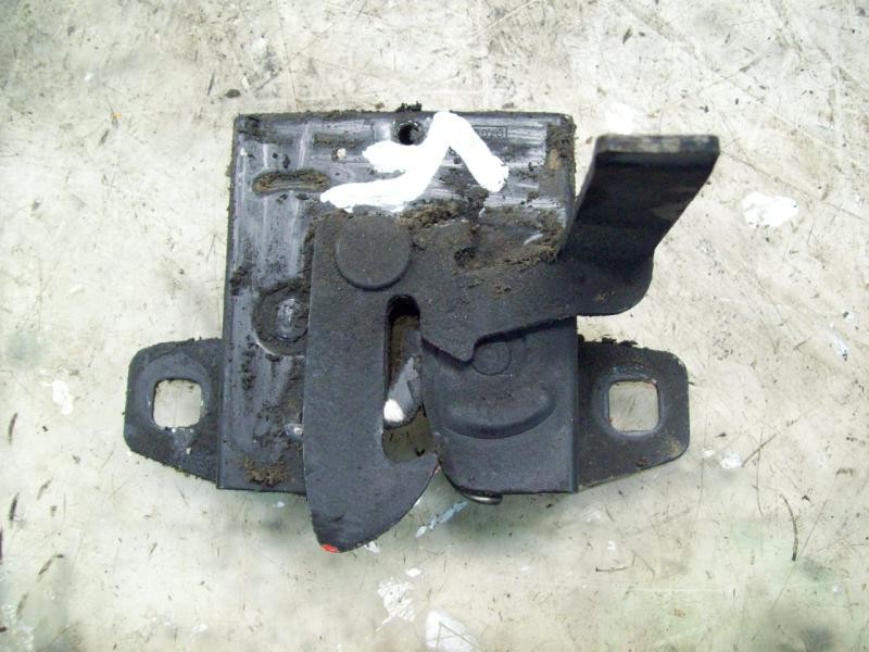 Recambio de cerradura capot para ford fiesta berl./courier 1.4 cat (pt-e) referencia OEM IAM   