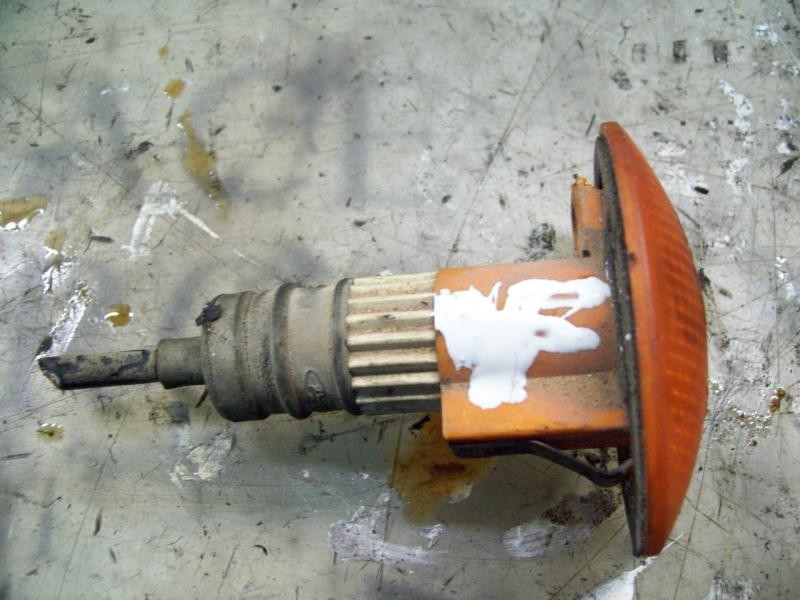 Recambio de piloto lateral derecho para ford fiesta berl./courier 1.8 diesel referencia OEM IAM   